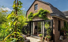 Guesthouse Rotterdam, Tinyhouse Nearby Kralingen